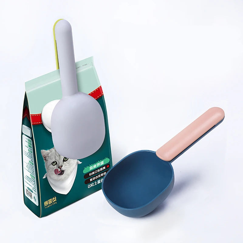 2-in-1 Pet Food Scoop & Bag Clip – Measuring Cup for Dog & Cat Food