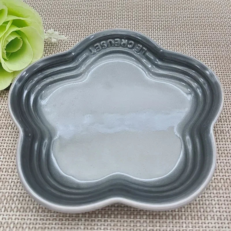 Ceramic Elevated Cat Bowl – Anti-Vomiting & Whisker Stress-Free Feeder