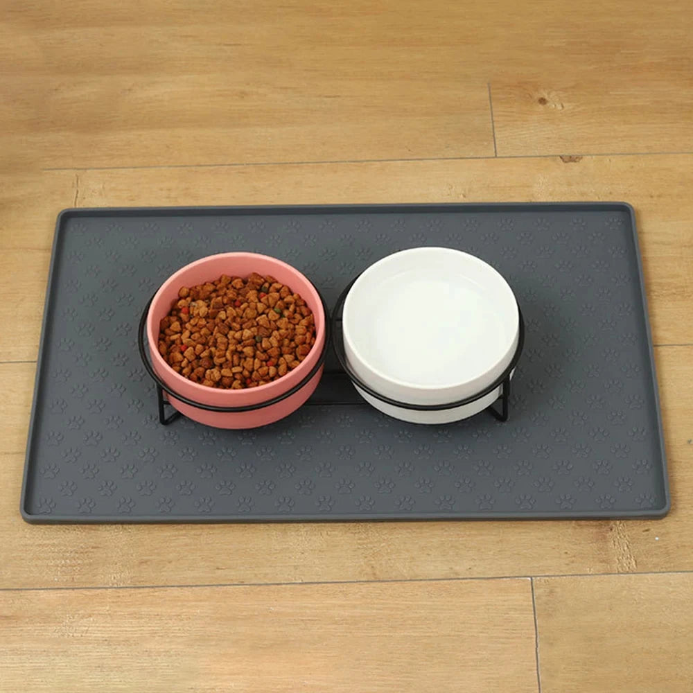 Non-Spill Silicone Pet Placemat – Foldable Waterproof Feeding Mat