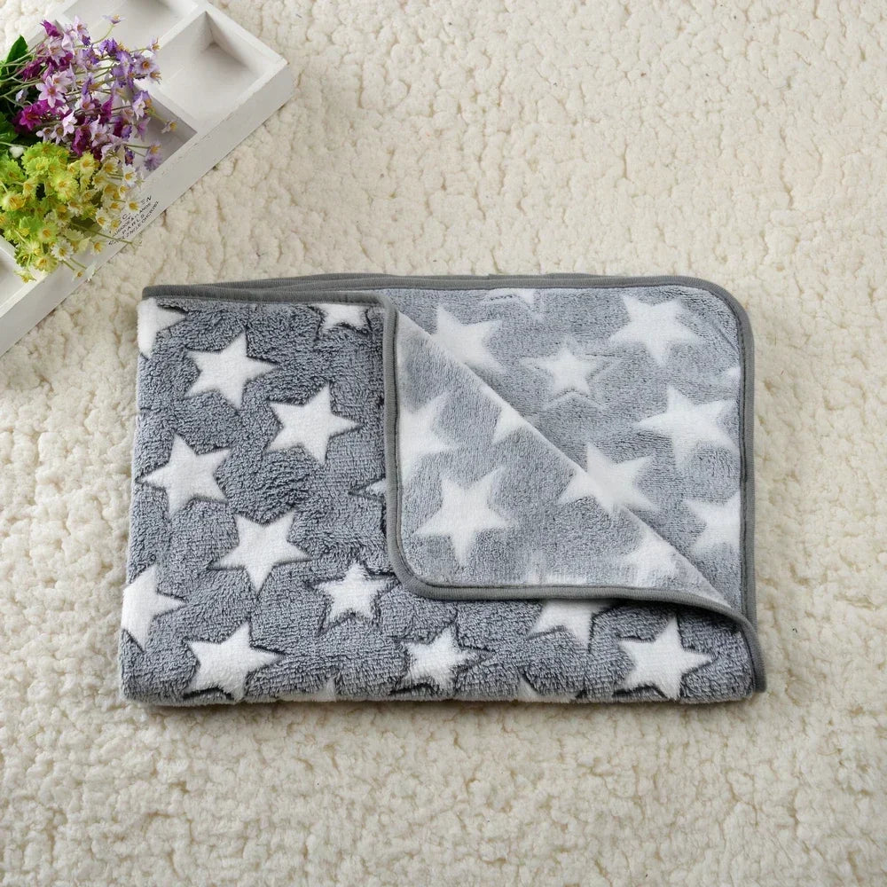 Soft Dog Bed Mat – Warm Travel Blanket for Small & Large Breeds